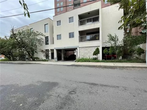 257 Greyrock Pl #2A, Stamford, CT 06901