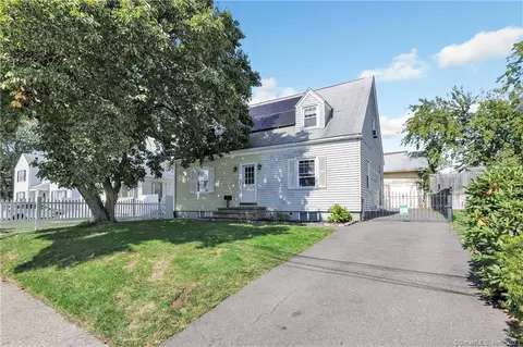 96 Goldenrod Ave, Bridgeport, CT 06606