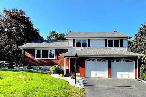 336 Pine Ln, Wethersfield, CT 06109