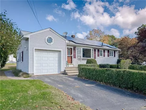 473 Scott Rd, Waterbury, CT 06705