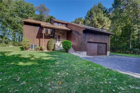 300 Spindle Hill Rd, Wolcott, CT 06716