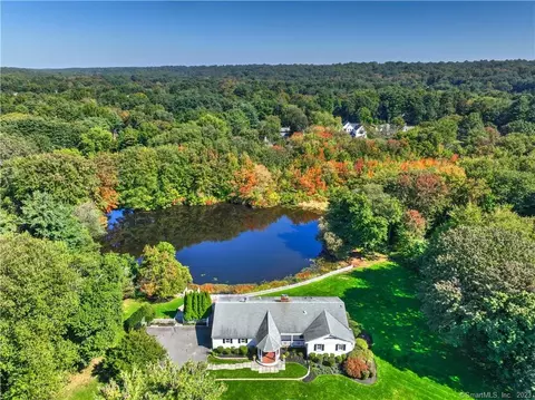 2 Bonnie Brook Rd, Westport, CT 06880