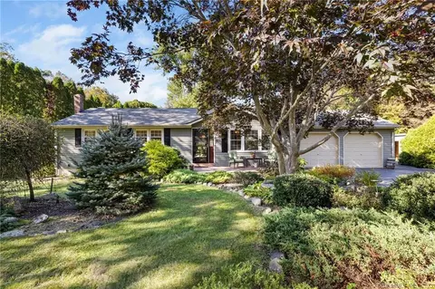 47 Walnut Ave, East Hampton, CT 06424