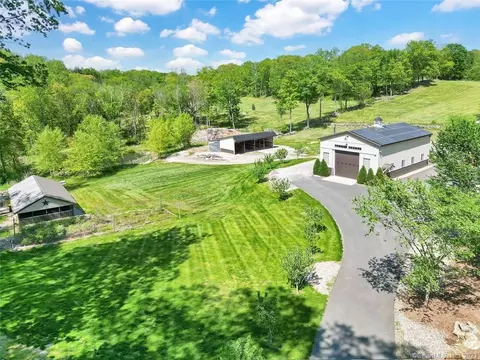 291 Skinner Ln, Hebron, CT 06248