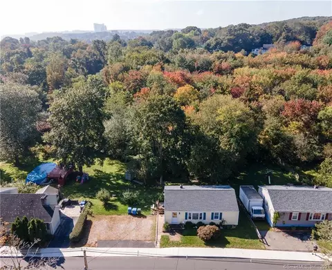 100 Dunham St, Norwich, CT 06360