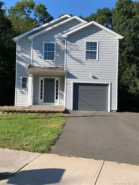 99 Mclay Ave, East Haven, CT 06512