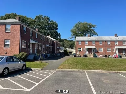 73 Franklin Rd #73, Hamden, CT 06517