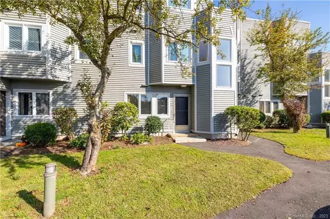 1412 Whitney Ave #H1, Hamden, CT 06517