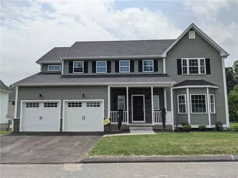 3 Gledhill Ln #16, West Hartford, CT 06117