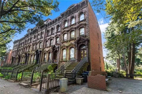 562 Chapel St, New Haven, CT 06511