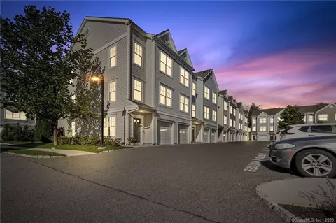 503 Copper Square Dr #503, Bethel, CT 06801