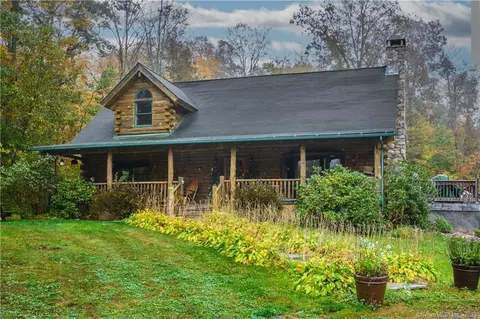 160 Deming Rd, Torrington, CT 06790
