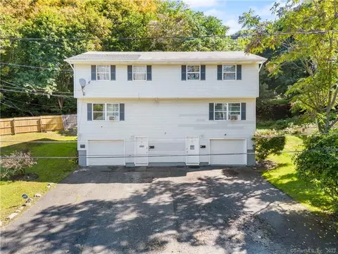 514 Waterville St, Waterbury, CT 06710