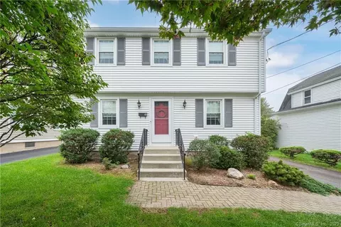 18 Zipp Ave, Bristol, CT 06010