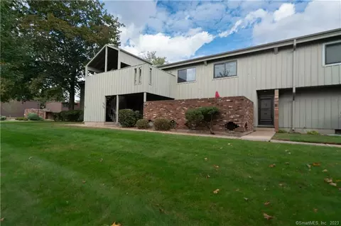 126 Webster Ct #126, Newington, CT 06111