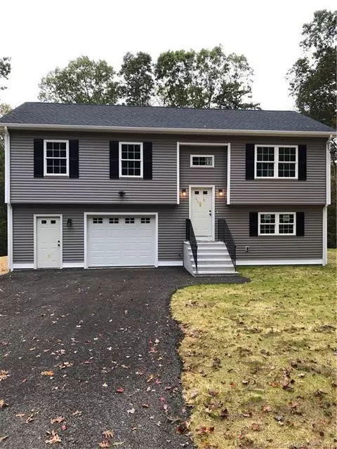 465 Main St, Sterling, CT 06377