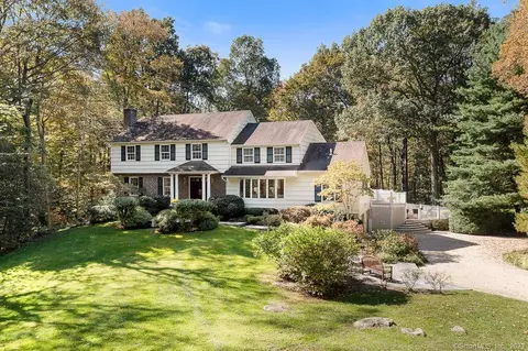 770 Smith Ridge Rd, New Canaan, CT 06840