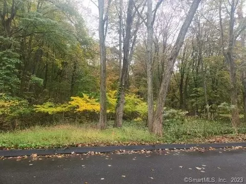 0 Easterly Dr, Hamden, CT 06518