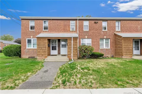 105 Louisiana Ave #105, Bridgeport, CT 06610