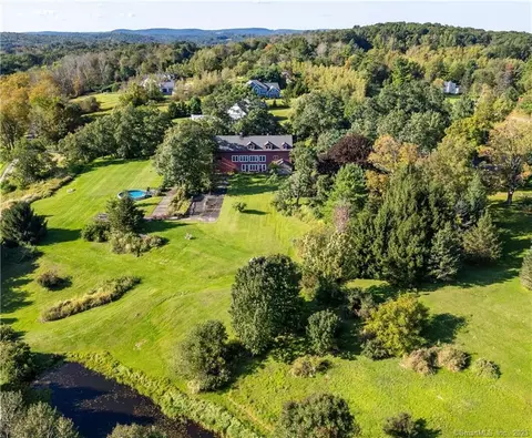 23 Bigos Rd, Litchfield, CT 06759