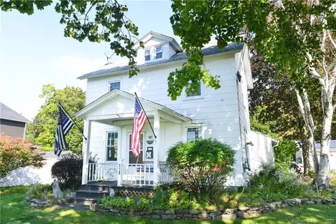 518 Main St, Cromwell, CT 06416