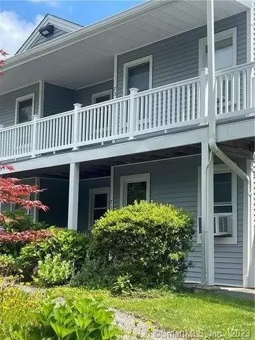 70 Senior Dr #70, Monroe, CT 06468
