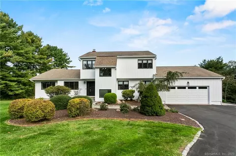 418 Morehouse Rd, Easton, CT 06612