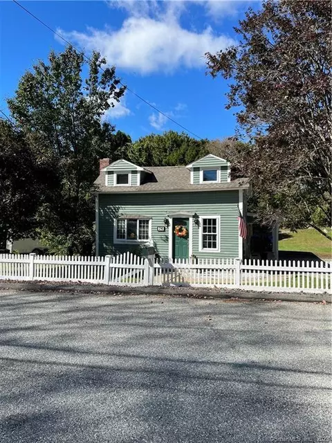 74 Vergason Ave, Norwich, CT 06360
