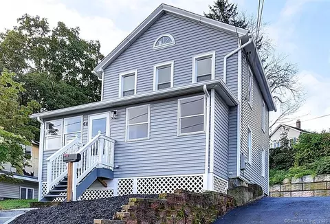 64 Scott St, Naugatuck, CT 06770