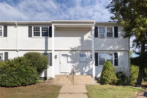 80 Wellswood Rd #3, Hebron, CT 06231
