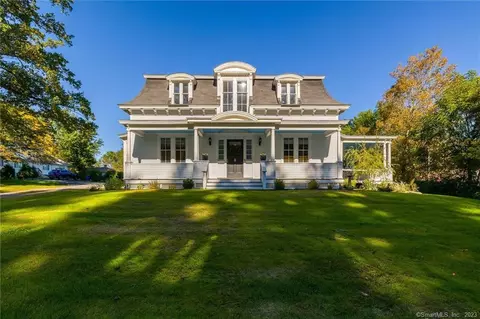 3 Holmeslea Ct, Woodstock, CT 06281