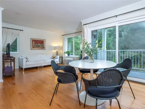 34 Glen Rdg W #34, Wilton, CT 06897