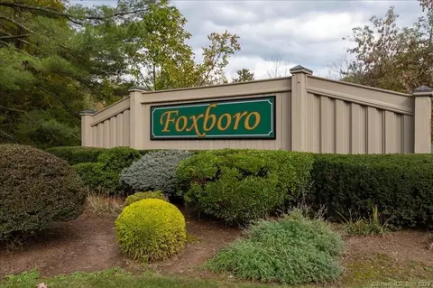 197 Foxboro Dr #197, Newington, CT 06111
