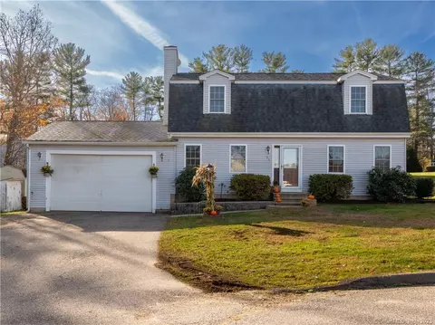 30 Colin Dr, Torrington, CT 06790