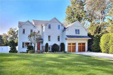 4 Pine Dr, Westport, CT 06880