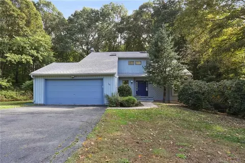 114 Shagbark Rd, Glastonbury, CT 06033