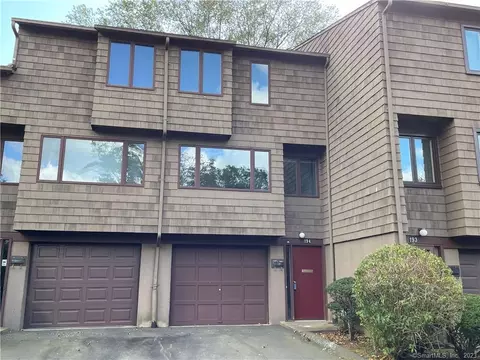 194 Towne House Rd #194, Hamden, CT 06514