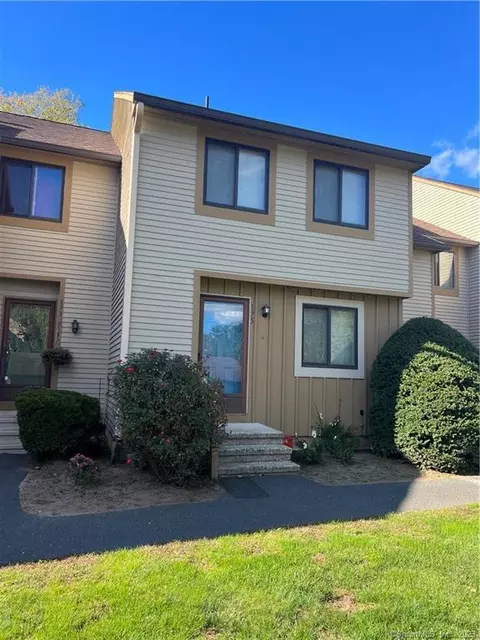 175 Greenwoods Ln #175, East Windsor, CT 06088