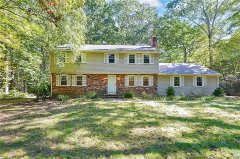 112 Marbella Ln, Tolland, CT 06084