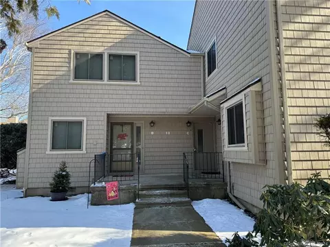 10 Meeting House Rd #C, Stratford, CT 06614