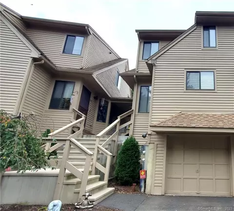 210 Treadwell St #410, Hamden, CT 06517