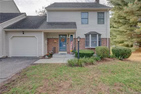 41 Carraige House #41, Enfield, CT 06082