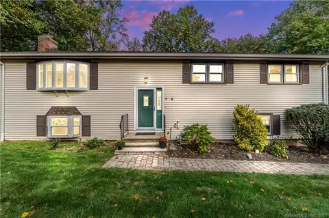 4 Forest Rd, Monroe, CT 06468