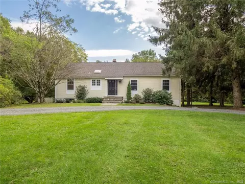 31 Old Nursery Dr, Wilton, CT 06897