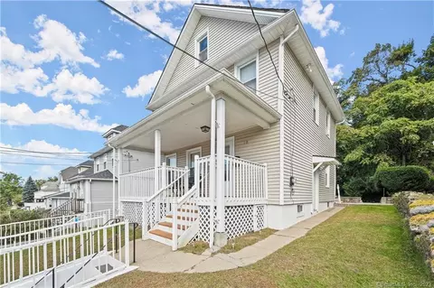 18 Lincoln Ave, Norwalk, CT 06854