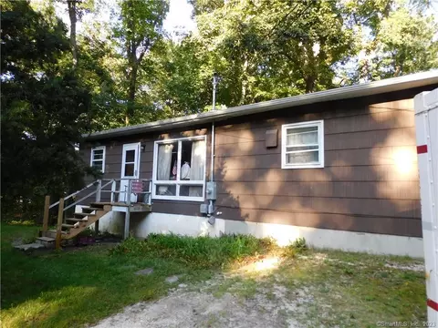 1 Oak Rd, New Milford, CT 06776