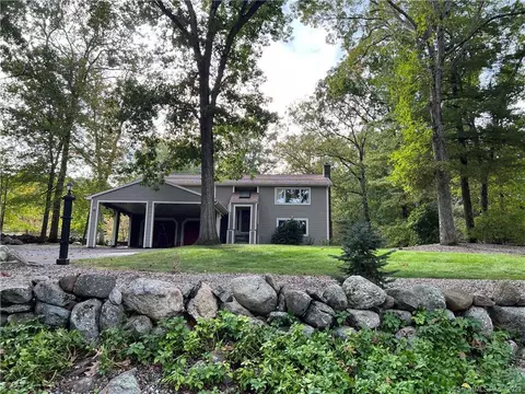 264 Old Colchester Rd, Amston, CT 06231