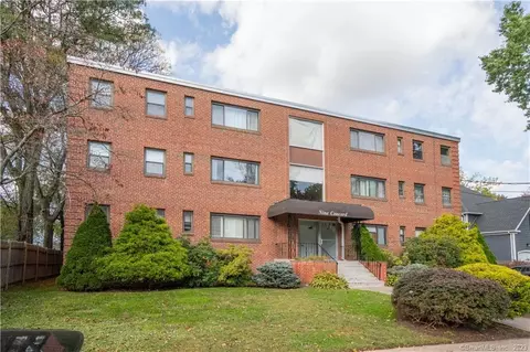 9 Concord St #A3, West Hartford, CT 06119
