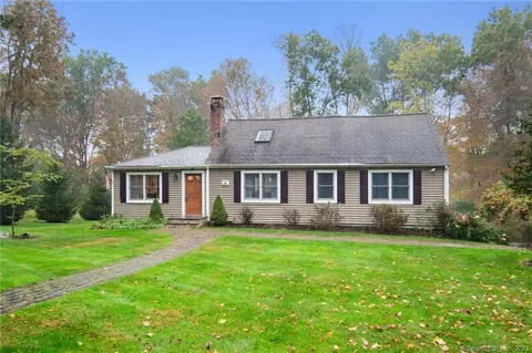 38 Parley Rd, Ridgefield, CT 06877