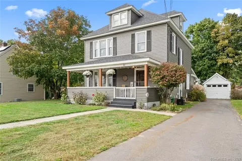 61 Washington St, Manchester, CT 06040